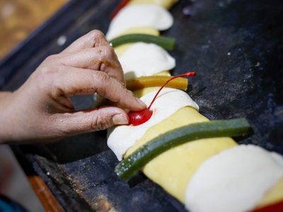 Partir la Rosca de Reyes cuesta 21% más en 2026: ANPEC