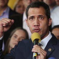 Guaidó convoca nuevas marchas; pide convencer a militares de que dejen a Maduro