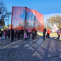Organizaciones sociales suspendieron cortes previstos para este martes tras nueva promesa de pago
