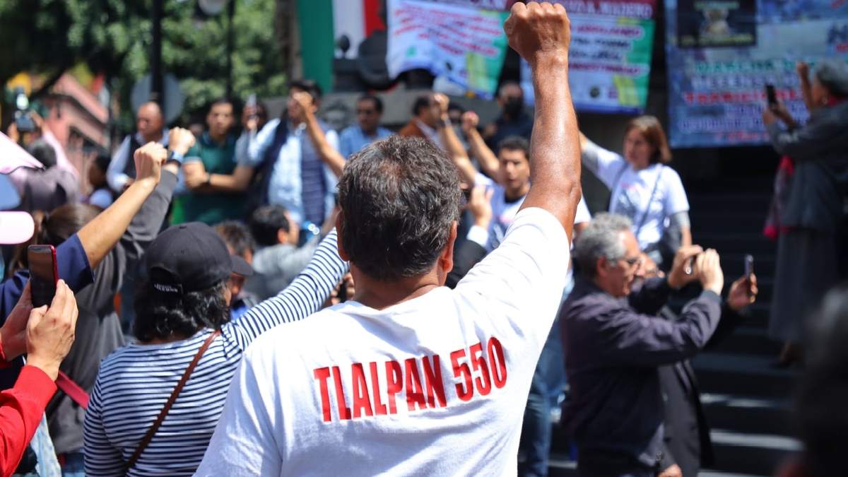 Damnificados en la protesta en el Congreso de la CDMX