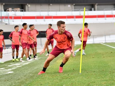Salidas casi cerradas: los tres jugadores de River que ya no se entrenan con el grupo
