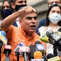 Embajada de Chile en Caracas acogió a otro líder opositor venezolano a petición de Guaidó