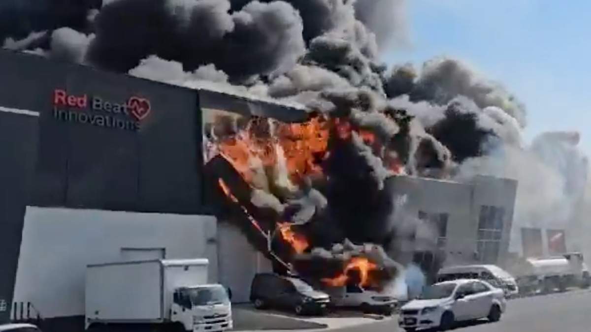 Incendio en una bodega ubicada en Huimilpan