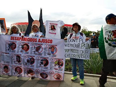 “¡México campeón en desaparición!”: madres buscadoras protestan previo al México contra Portugal