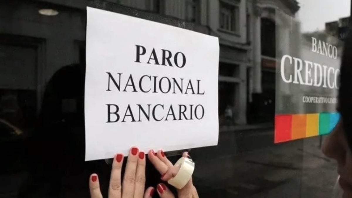 Los bancarios hacen oír su reclamo nivel nacional. Fuente: (Facebook)