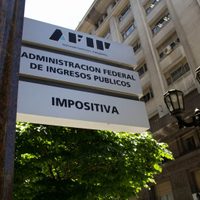 La AFIP oficializó la prórroga de Ganancias y Bienes Personales: a quiénes beneficia