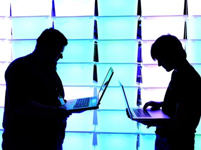 Estados Unidos: un joven habría hackeado las cuentas personales de varios multimillonarios