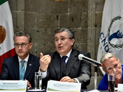 Ombudsman nacional pide a AMLO mostrar congruencia con su convicción democrática