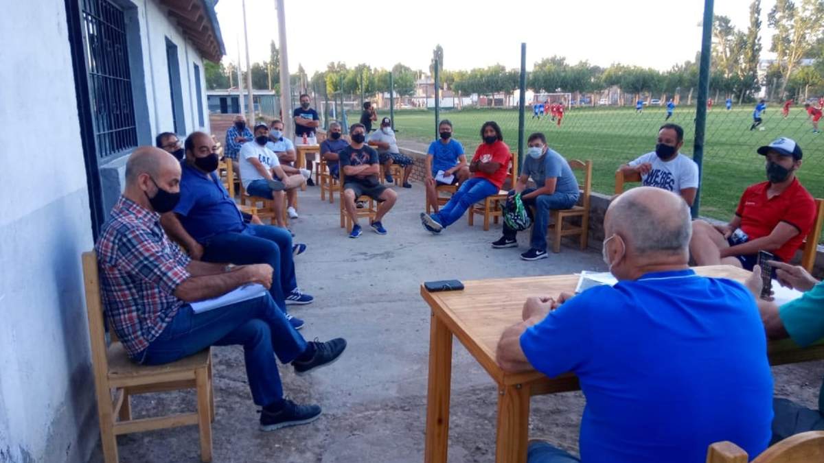 La asamblea se desarrolló mediante protocolo de sanidad. Fuente: (Twitter )