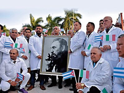 Médicos cubanos, los 'esclavos” del siglo XXI