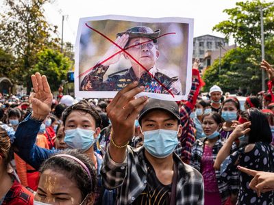 Represión en Myanmar: al menos 3 periodistas fueron detenidos en las protestas
