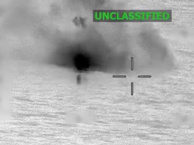 EU mata a dos personas en un nuevo bombardeo contra una embarcación en el Pacífico