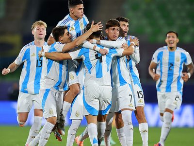 La Selección argentina goleó a Australia con golazo de Santino Andino
