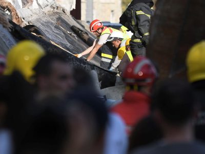 Colapsa techo en estación de tren en Serbia, mueren al menos 14 personas (Video)