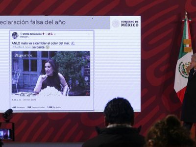 García Vilchis presenta "lo peor del año" en fake news; da "mención honorífica" a Kenia López