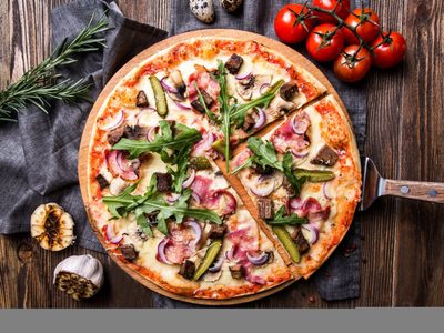 Pizza al molde: la receta de Roberto Petersen para que salga esponjosa y con mucho sabor