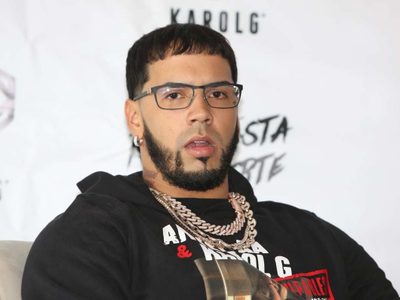 ¿Te dolió? Anuel AA sufre un accidente que preocupa mucho a Karol G ¿Boda en veremos?