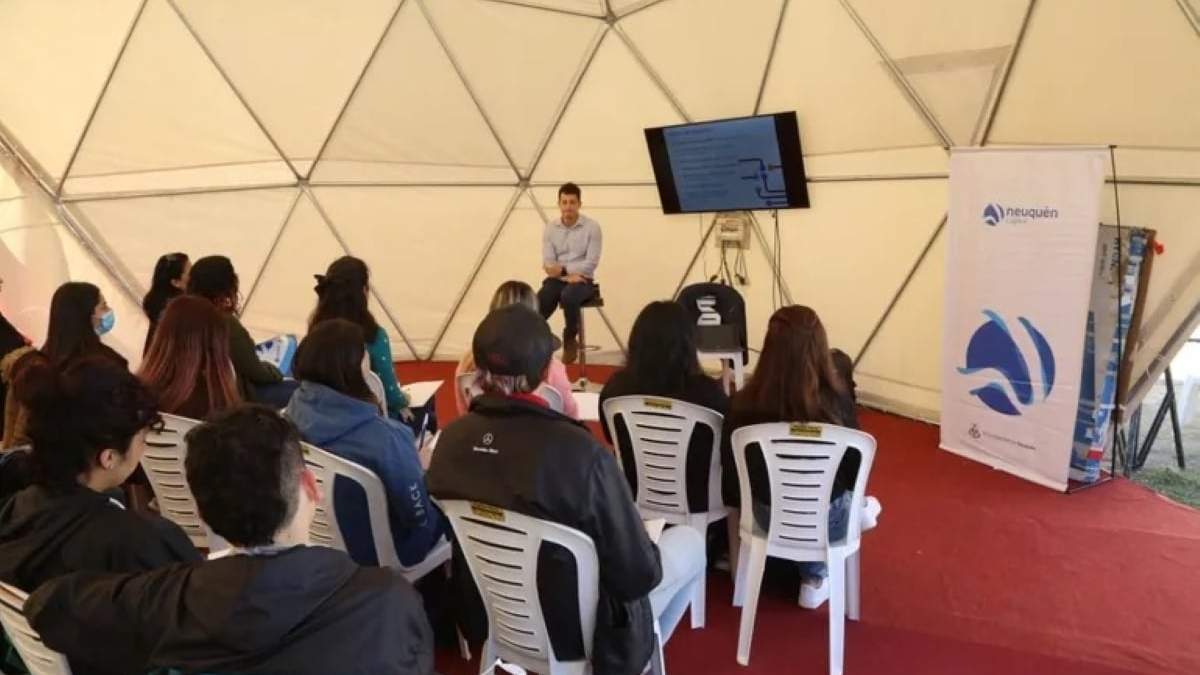Expo Empleo Joven. Fuente: (LMNeuquén)
