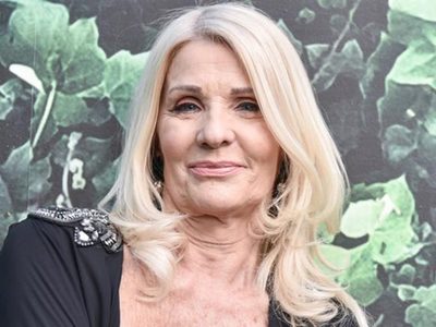 A sus 72 años, Evelyn Scheidl destila glamour con un look otoñal que pocas se atreven a usar