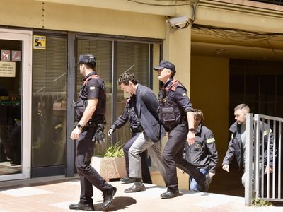 Detienen a Jonathan Andic por la muerte de su padre, el fundador de Mango que cayó de un barranco