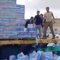Israelíes destruyen ayuda humanitaria que iba rumbo a la Franja de Gaza