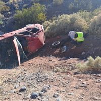 Ruta 7: dos vuelcos consecutivos a la altura del Cañadon de las Cabras