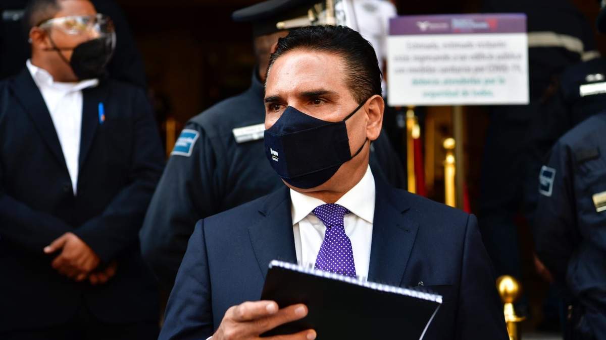 Silvano Aureoles acudió, primero, a la SCJN