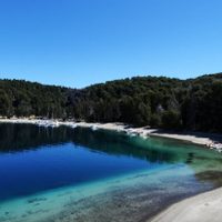 Dónde relajarse en Bariloche: descubrí seis playas del Nahuel Huapi para el verano