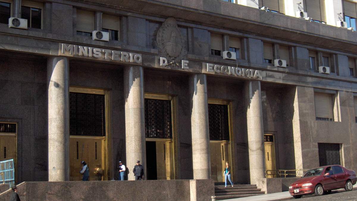Economía. Fuente: (Twitter)