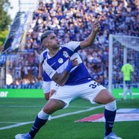 Gimnasia La Plata venció a Vélez y sueña con los Playoffs