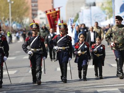Preparan un multitudinario desfile cívico-militar para el 9 de julio en Neuquén