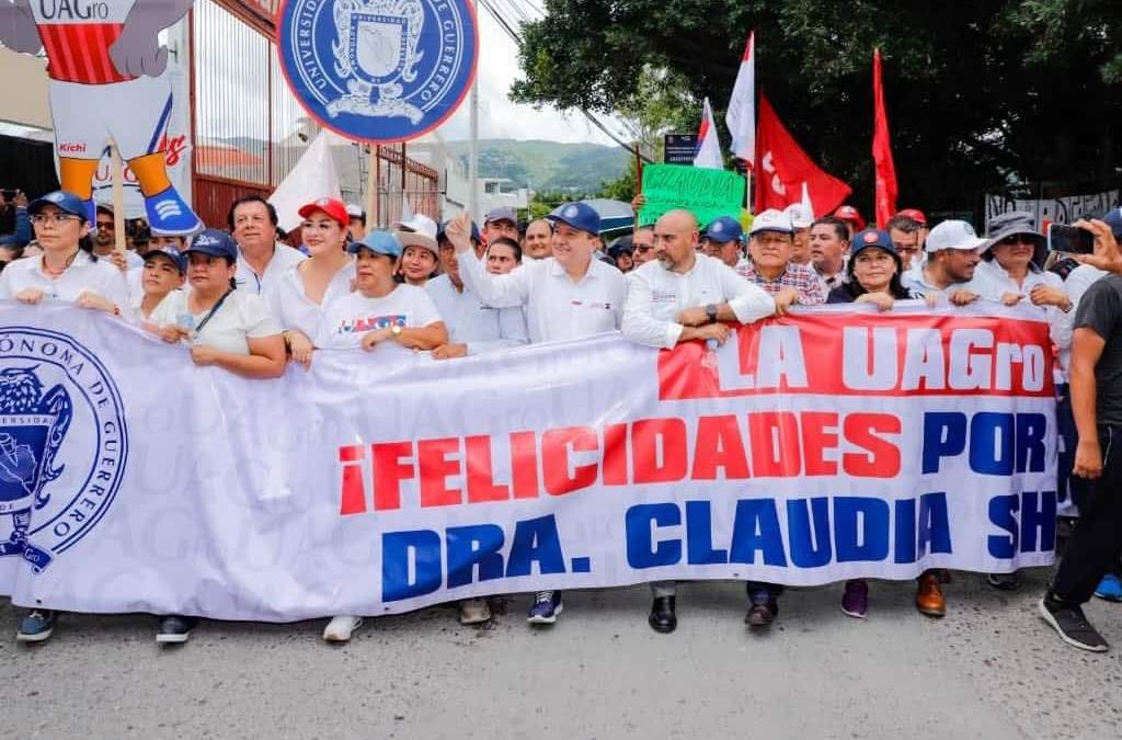 Más de 5 mil estudiantes de la UAGro fueron acarreados a festejo de la 4T en Zócalo de la CDMX