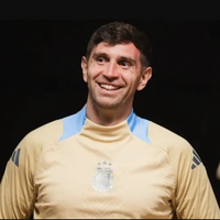 Sorprendió: Dibu Martínez eligió al mejor arquero de la historia del fútbol argentino