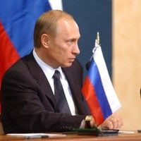 Macron y Putin hablan por teléfono de la seguridad de la central nuclear de Zaporiyia