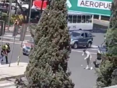 Difunden nuevo video de pelea en la que policía mató a motociclista (Video)