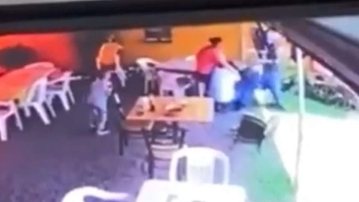 El hecho ocurrió en el local Los Maskarbones, en Temixco