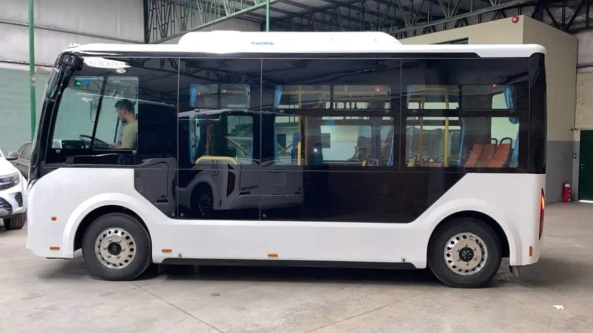 Nuevos buses eléctricos para el COLE. Fuente: (Gentileza)