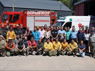 En San Martín de los Andes, evalúan multar a turistas que no registren salidas en excursiones