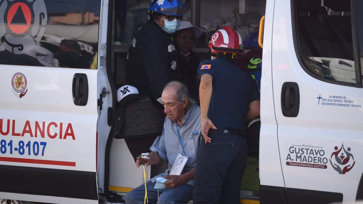 Un hombre herido en el choque en la Línea 3 del Metro