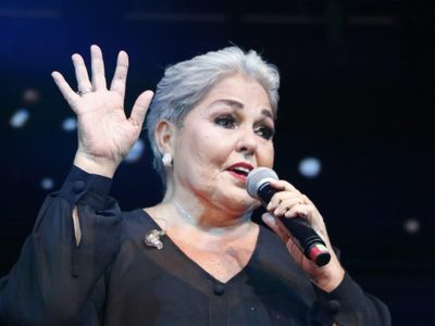 Luto en México: falleció César Gómez, padre de uno de los hijos de la artista mexicana Lupita D’Ales