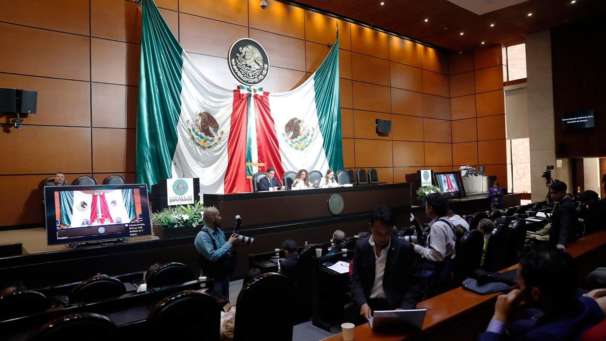 La sesión de la Comisión de Energía de la Cámara de Diputados