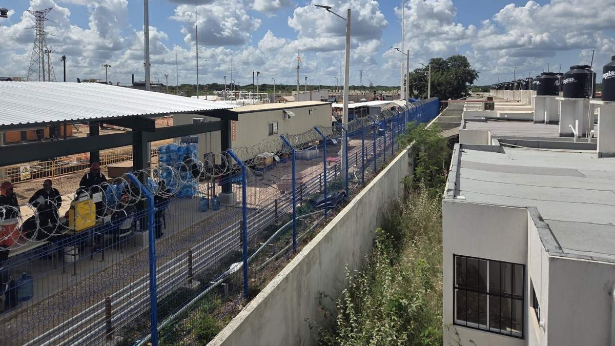 Gasoducto Mayakan en Umán, Yucatán, al lado de fraccionamiento Gran Calzada