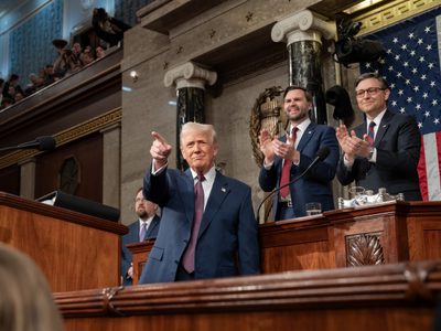 Trump advierte que arresto de activista propalestino en Columbia será “el primero de muchos”