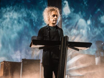 The Cure está de luto: murió el guitarrista y tecladista Perry Bamonte