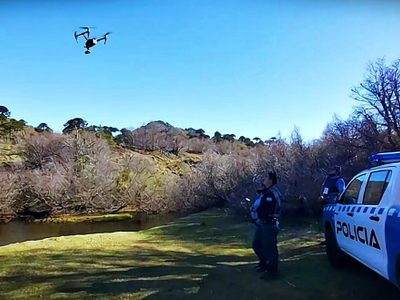 Refuerzan la búsqueda de los jóvenes que desaparecieron en Villa Pehuenia