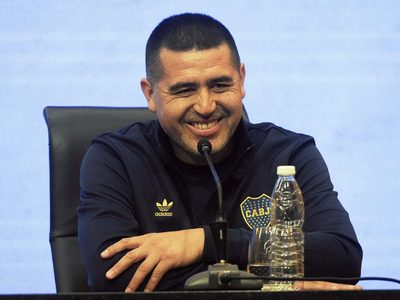 Mercado de estrellas: las figuras que podrían llegar libres a Boca este 2025
