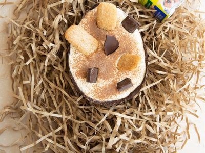 Huevo de Pascua relleno de tiramisú: seguí el paso a paso de esta receta tan fácil como tentadora
