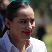 Difieren audiencia de Sandra Cuevas; siguen sin acuerdo sobre la disculpa pública a policías