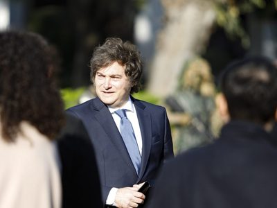 Milei denunció por “injurias” a Rial, Doman, Mauro Federico y Lantos