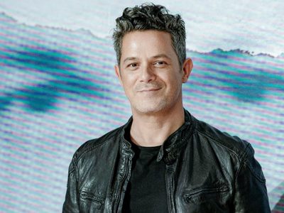 Tiene dedicatoria: Alejandro Sanz y una foto "sin igual" junto a Pablo Alborán